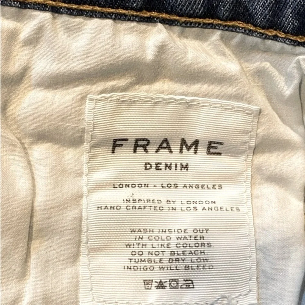 FRAME  Le Cutoff Valle Tulip Hem Denim Shorts